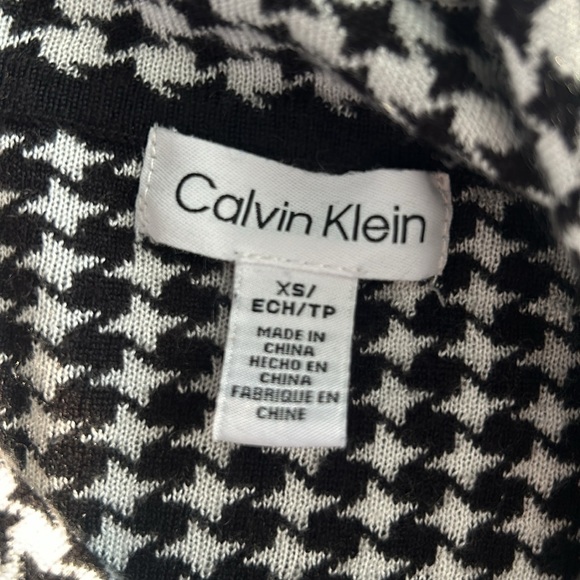 Calvin Klein Turtleneck Oversized Sweater - Picture 7 of 8